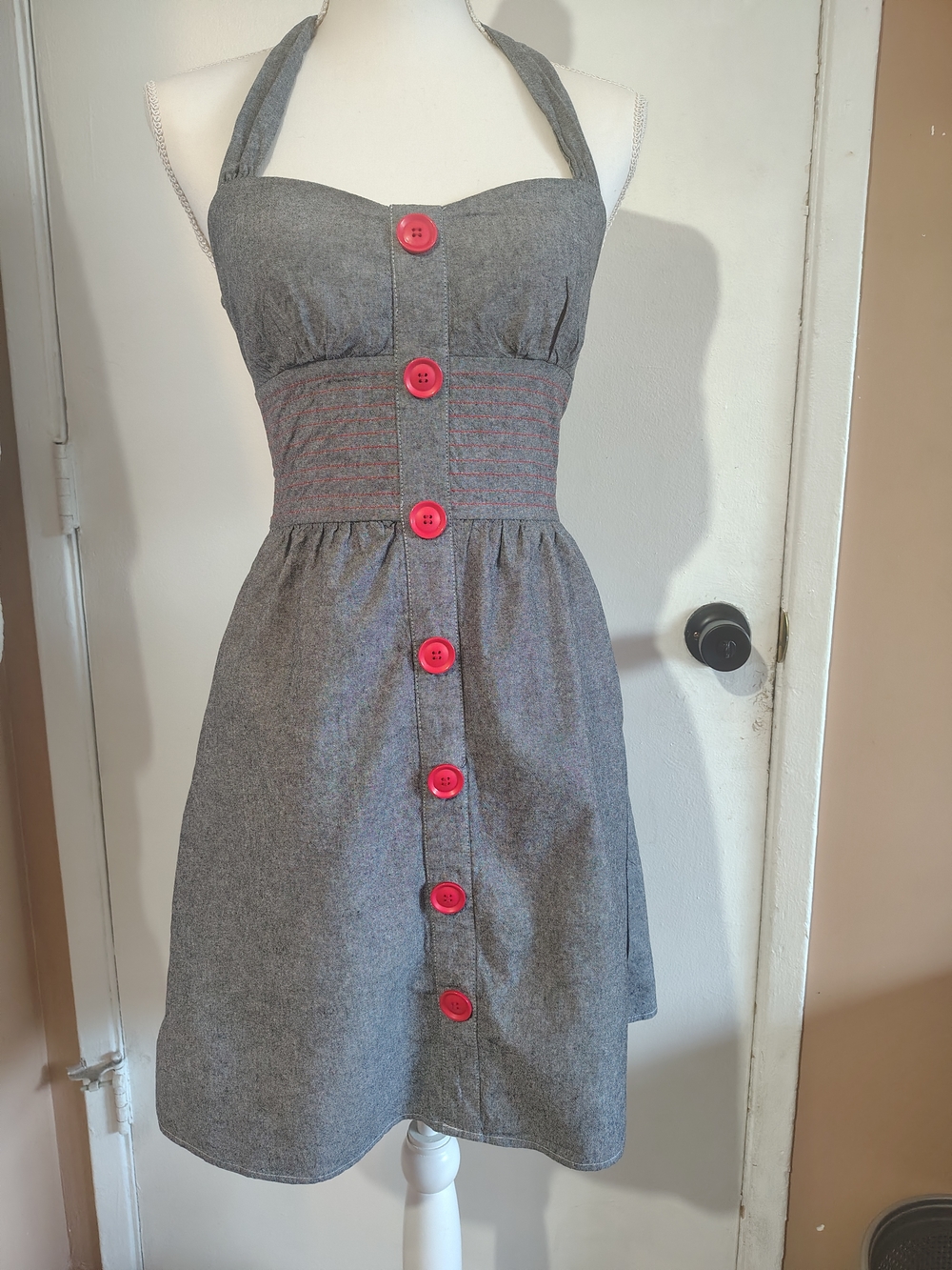 Ruby Rox Grey Halter Mini Dress with Red  Buttons  Size 3 100%Cotton